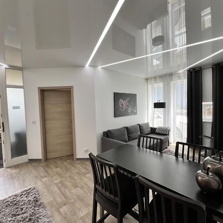 Apartment Ari Trais-Horloff Bagian luar foto