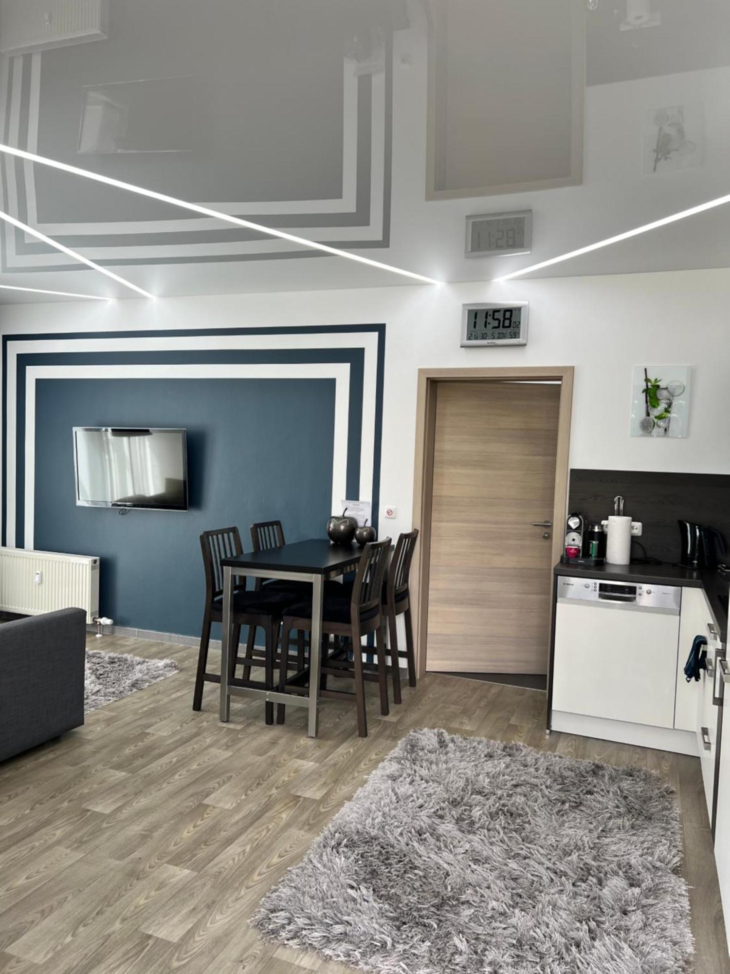 Apartment Ari Trais-Horloff Bagian luar foto